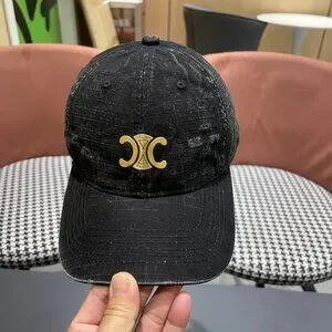 Celine | Accessories | Celine Spring Fashion Baseball Cap  display picture 1